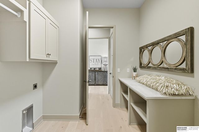 11514 S 114th Avenue, Papillion, NE 68046