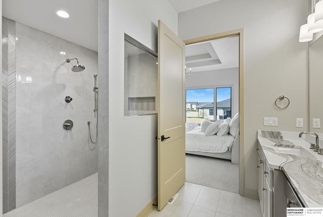 11514 S 114th Avenue, Papillion, NE 68046