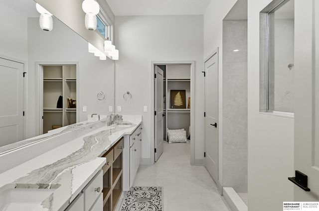 11514 S 114th Avenue, Papillion, NE 68046