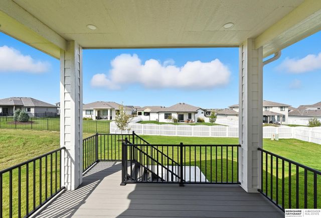 11514 S 114th Avenue, Papillion, NE 68046