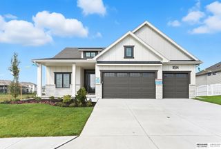 11514 S 114th Avenue, Papillion, NE 68046