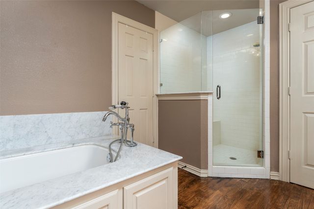 2403 Casey Court, Arlington, TX 76013
