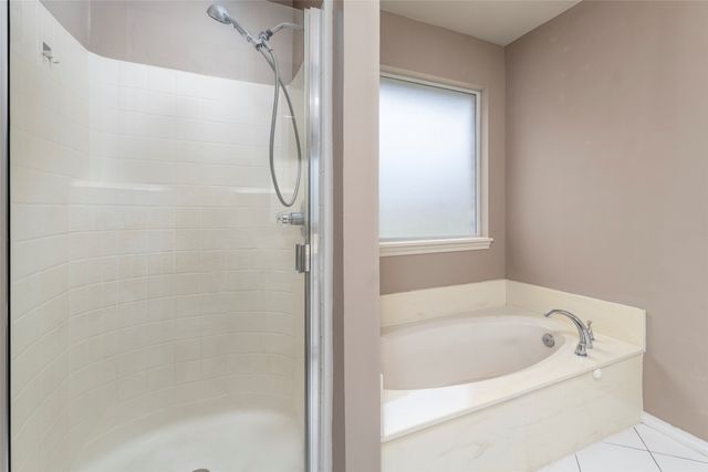 2403 Casey Court, Arlington, TX 76013