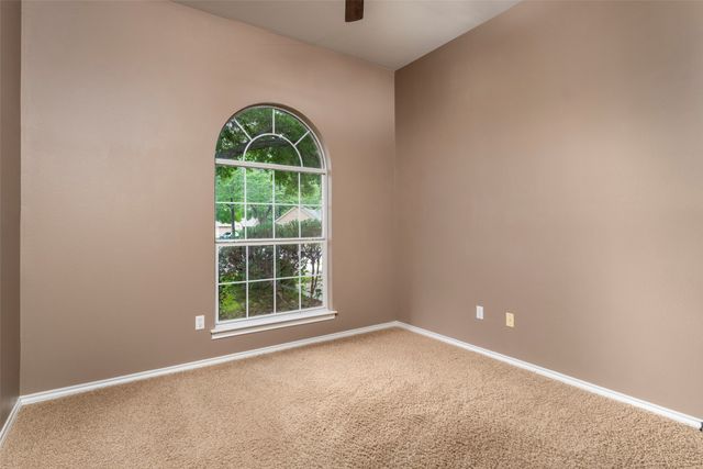 2403 Casey Court, Arlington, TX 76013