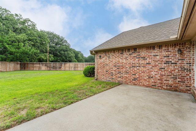 2403 Casey Court, Arlington, TX 76013