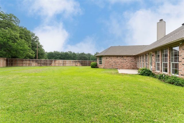 2403 Casey Court, Arlington, TX 76013