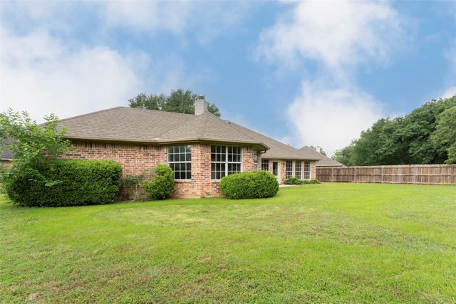 2403 Casey Court, Arlington, TX 76013