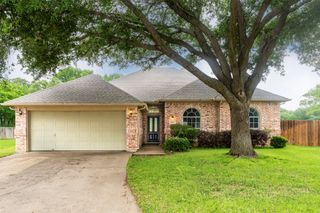 2403 Casey Court, Arlington, TX 76013