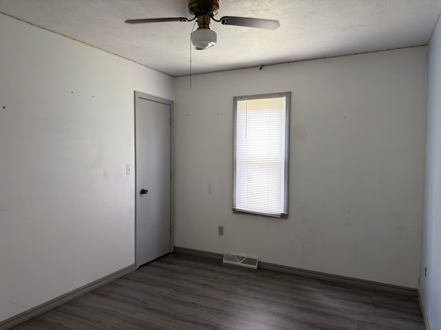 1509 E Hartley Street, Ozark, MO 65721