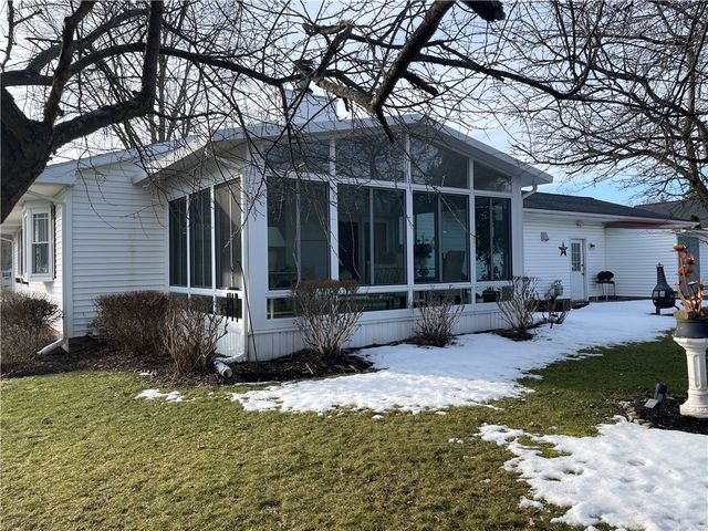 3 Mackenzie Drive, Seneca Falls, NY 13148