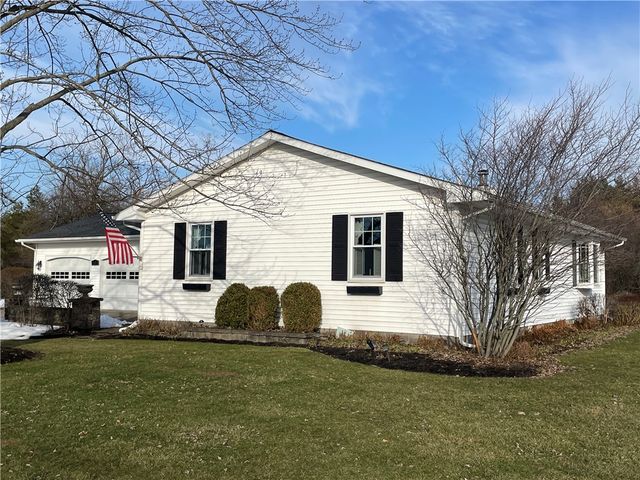 3 Mackenzie Drive, Seneca Falls, NY 13148