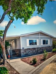 371 Bethel # 55, Sanger, CA 93657