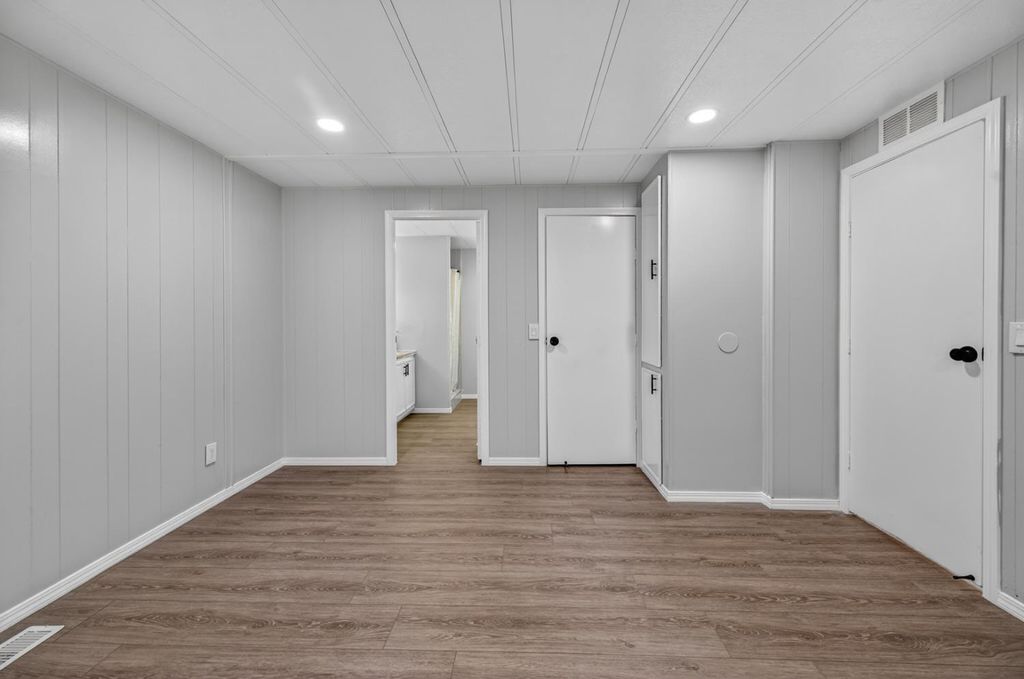 Image 13 of property listing at 371 Bethel # 55, Sanger, CA 93657