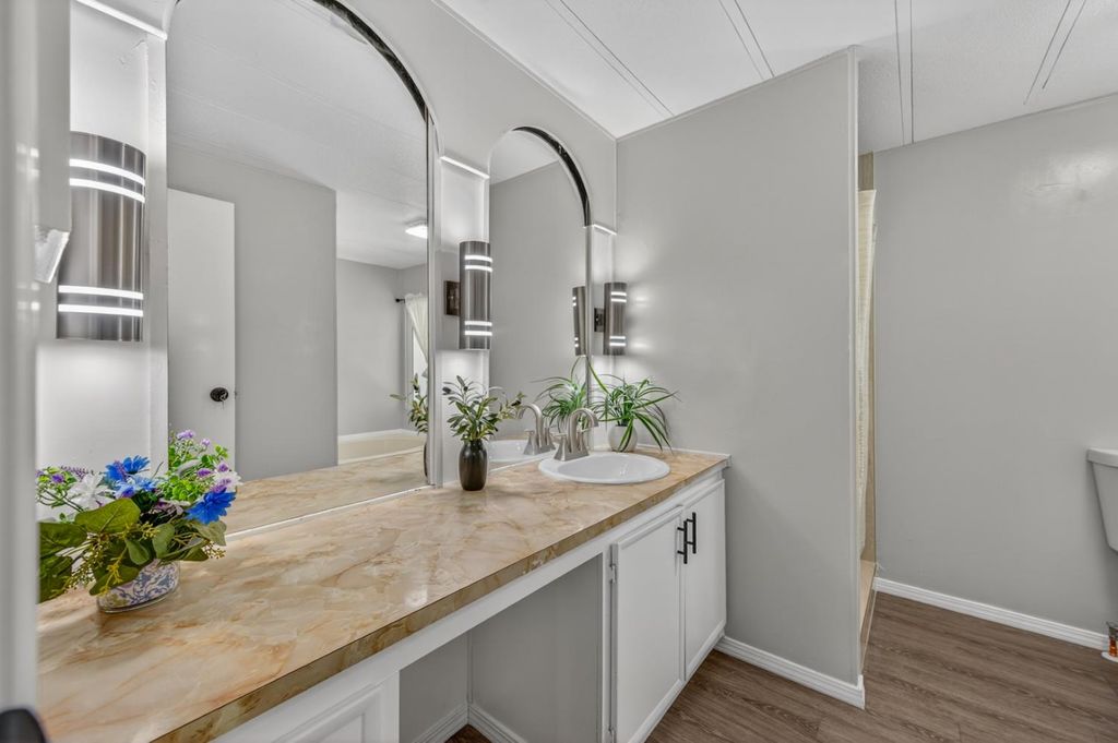 Image 14 of property listing at 371 Bethel # 55, Sanger, CA 93657