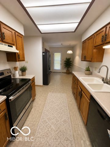1220 Willow Springs Boulevard 38, Brownsburg, IN 46112