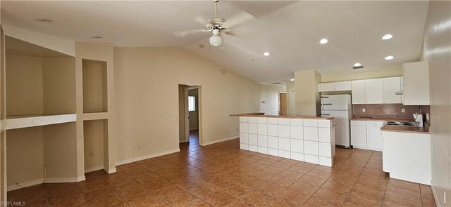 3007 SW Santa Barbara PL, Cape Coral, FL 33914