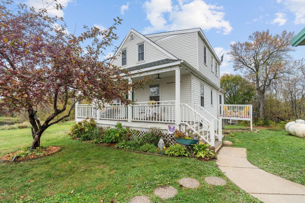 8486 Acacia Avenue NE, Monticello, MN 55362