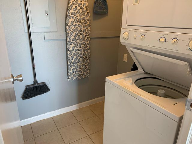 3506 Cove View Boulevard 908, Galveston, TX 77554