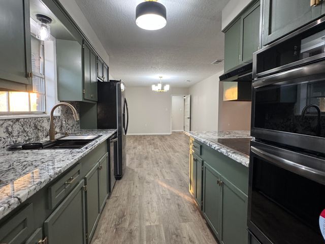 908 Linda Dr., Hattiesburg, MS 39401