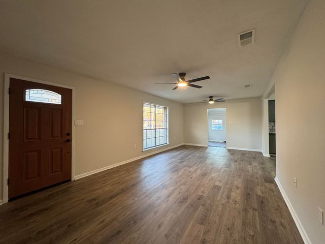 908 Linda Dr., Hattiesburg, MS 39401