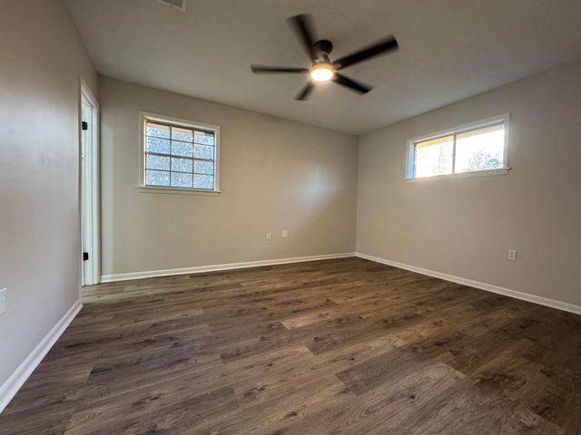 908 Linda Dr., Hattiesburg, MS 39401