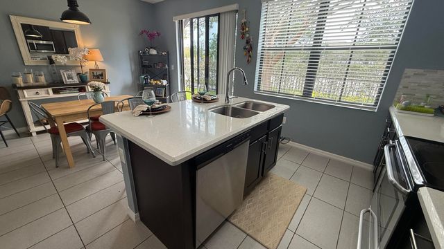3332 NW 10th Avenue, Pompano Beach, FL 33064