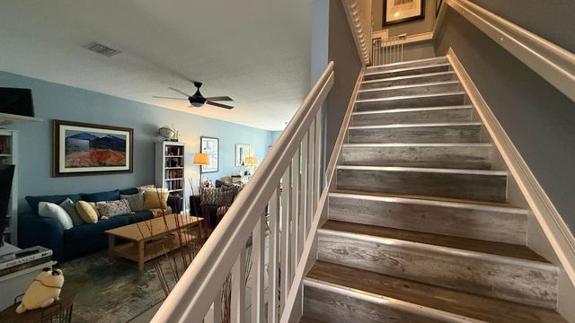 3332 NW 10th Avenue, Pompano Beach, FL 33064