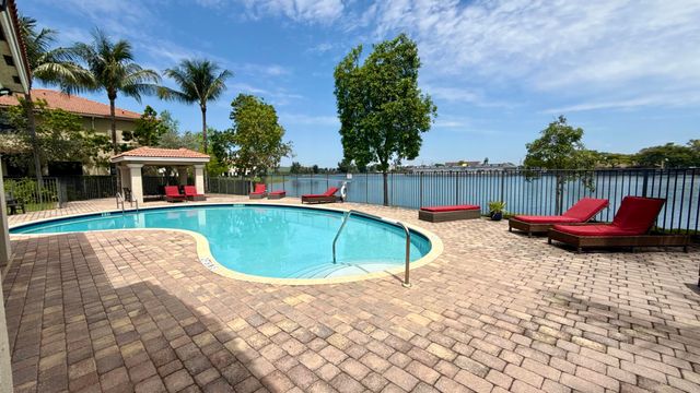 3332 NW 10th Avenue, Pompano Beach, FL 33064