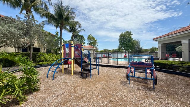 3332 NW 10th Avenue, Pompano Beach, FL 33064