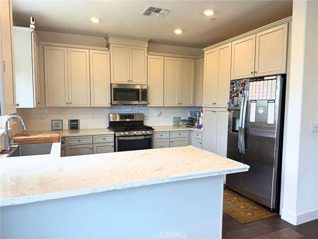 1064 Caraballo, Roseville, CA 95747