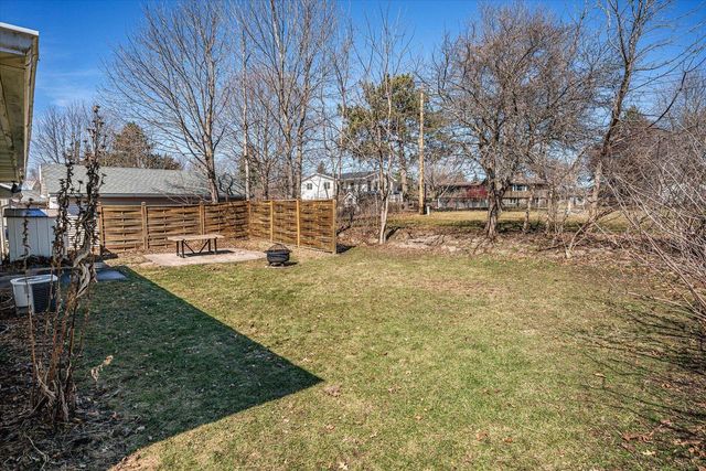 314 E Linton STREET, Viroqua, WI 54665