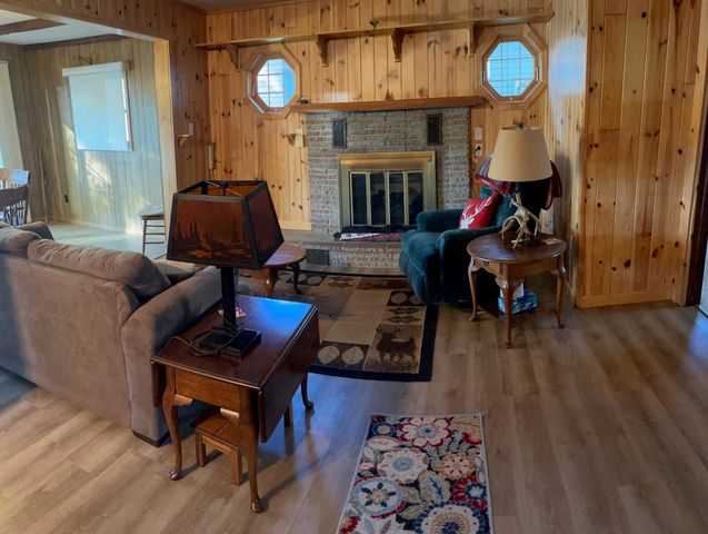 4193 Betty Lee Boulevard, Gladwin, MI 48624
