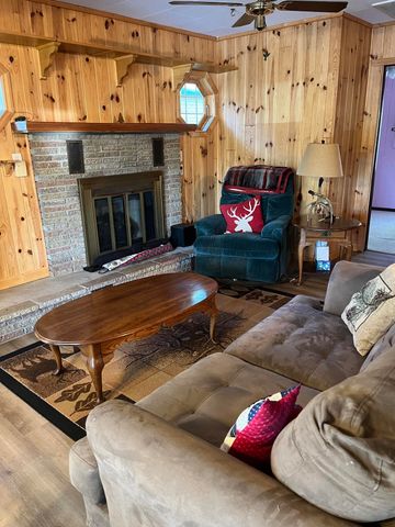 4193 Betty Lee Boulevard, Gladwin, MI 48624