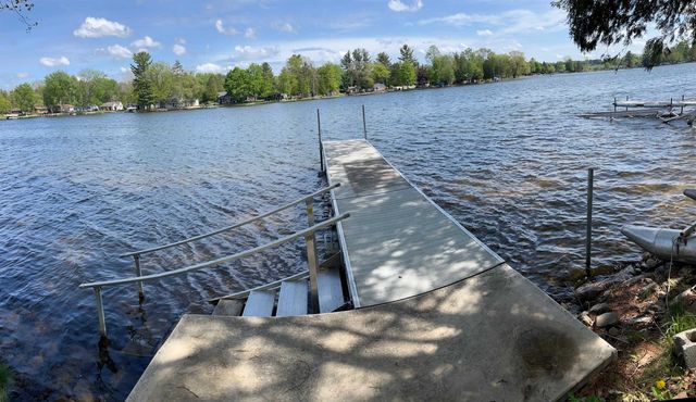 4193 Betty Lee Boulevard, Gladwin, MI 48624