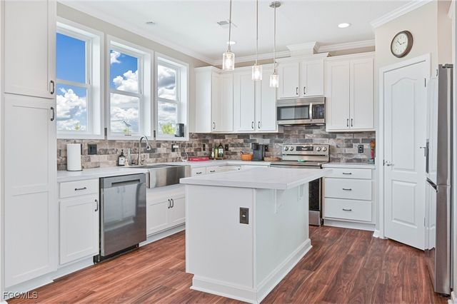 3524 5th AVE, St James City, FL 33956