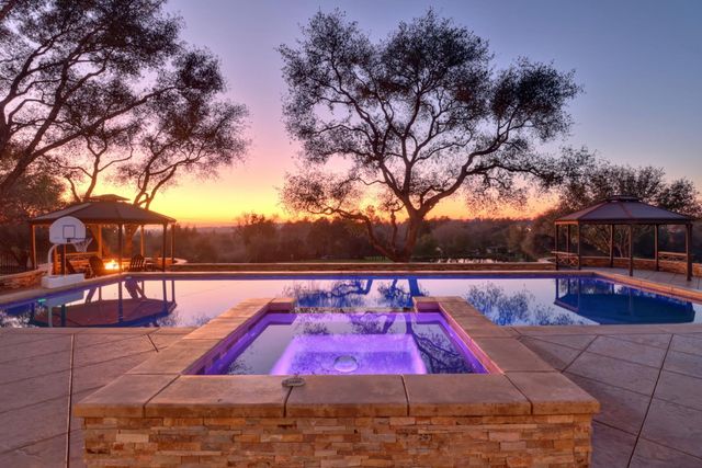 6330 Morgan Pl, Loomis, CA 95650