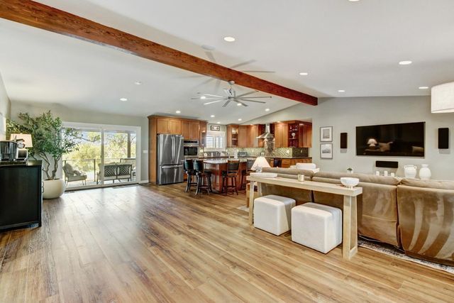 6330 Morgan Pl, Loomis, CA 95650