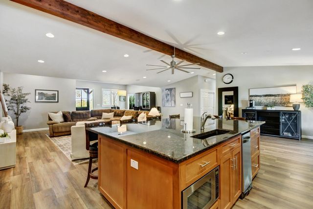 6330 Morgan Pl, Loomis, CA 95650