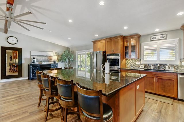 6330 Morgan Pl, Loomis, CA 95650