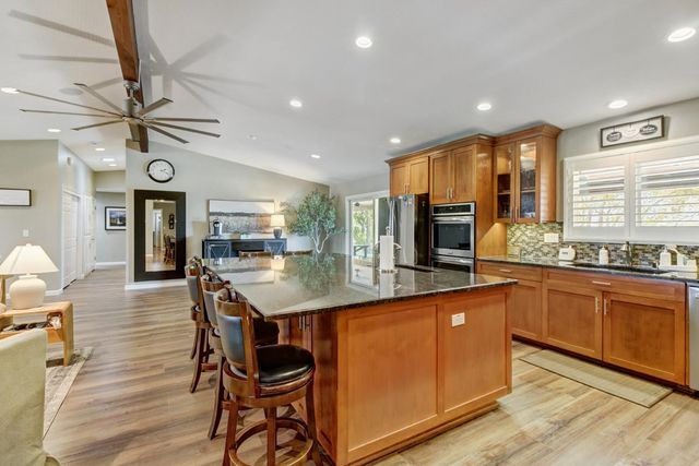 6330 Morgan Pl, Loomis, CA 95650