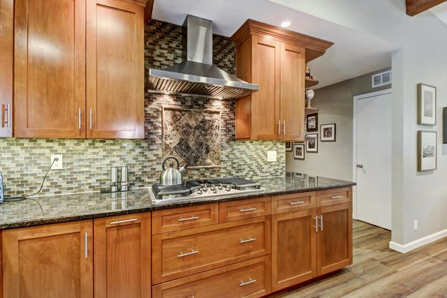 6330 Morgan Pl, Loomis, CA 95650