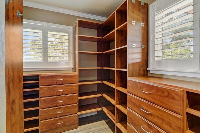 6330 Morgan Pl, Loomis, CA 95650