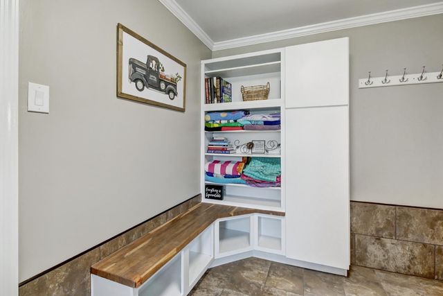 6330 Morgan Pl, Loomis, CA 95650