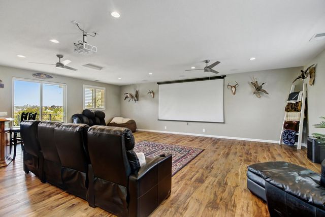 6330 Morgan Pl, Loomis, CA 95650