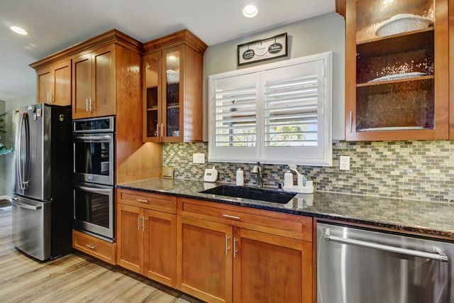 6330 Morgan Pl, Loomis, CA 95650