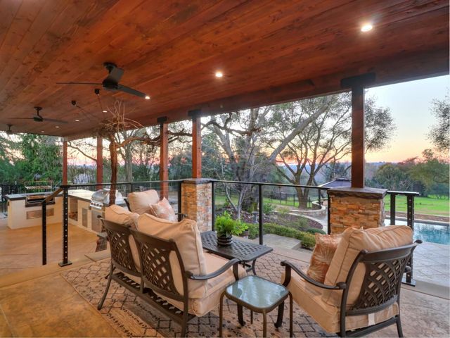 6330 Morgan Pl, Loomis, CA 95650