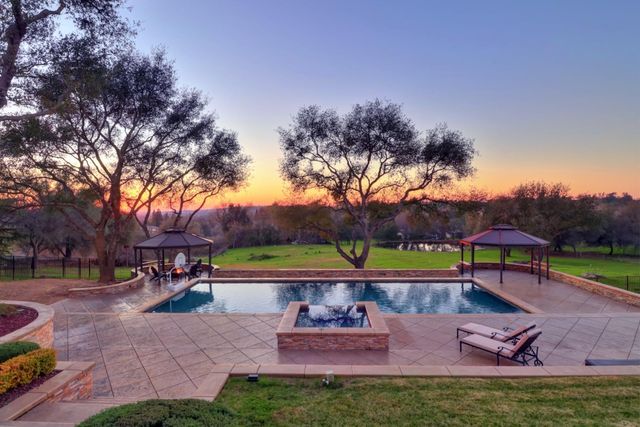 6330 Morgan Pl, Loomis, CA 95650