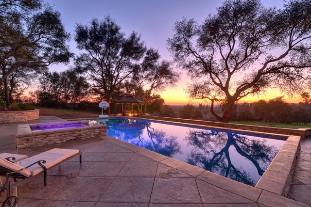 6330 Morgan Pl, Loomis, CA 95650