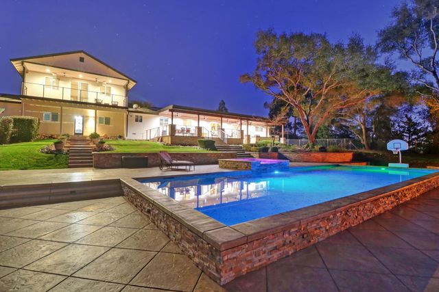 6330 Morgan Pl, Loomis, CA 95650