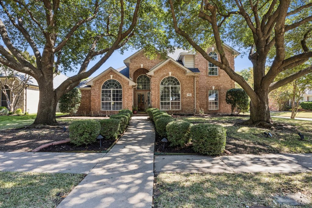 7704 Liberty Drive, Plano, TX 75025